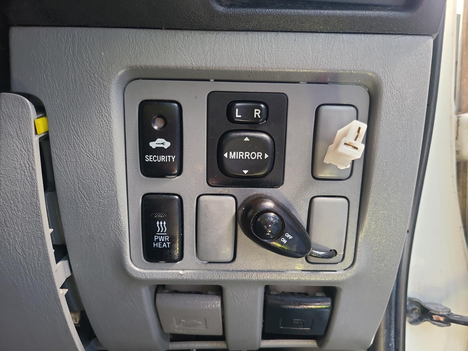 2011 Toyota Hilux Misc Switch/Relay View Auto part Misc Switch/Relay Toyota Hilux 2011