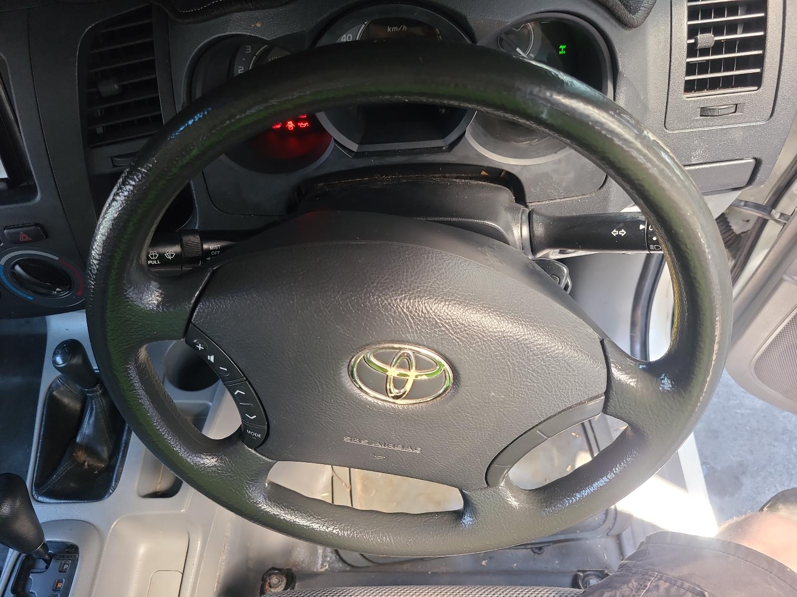 2011 Toyota Hilux Misc Switch/Relay View Auto part Misc Switch/Relay Toyota Hilux 2011