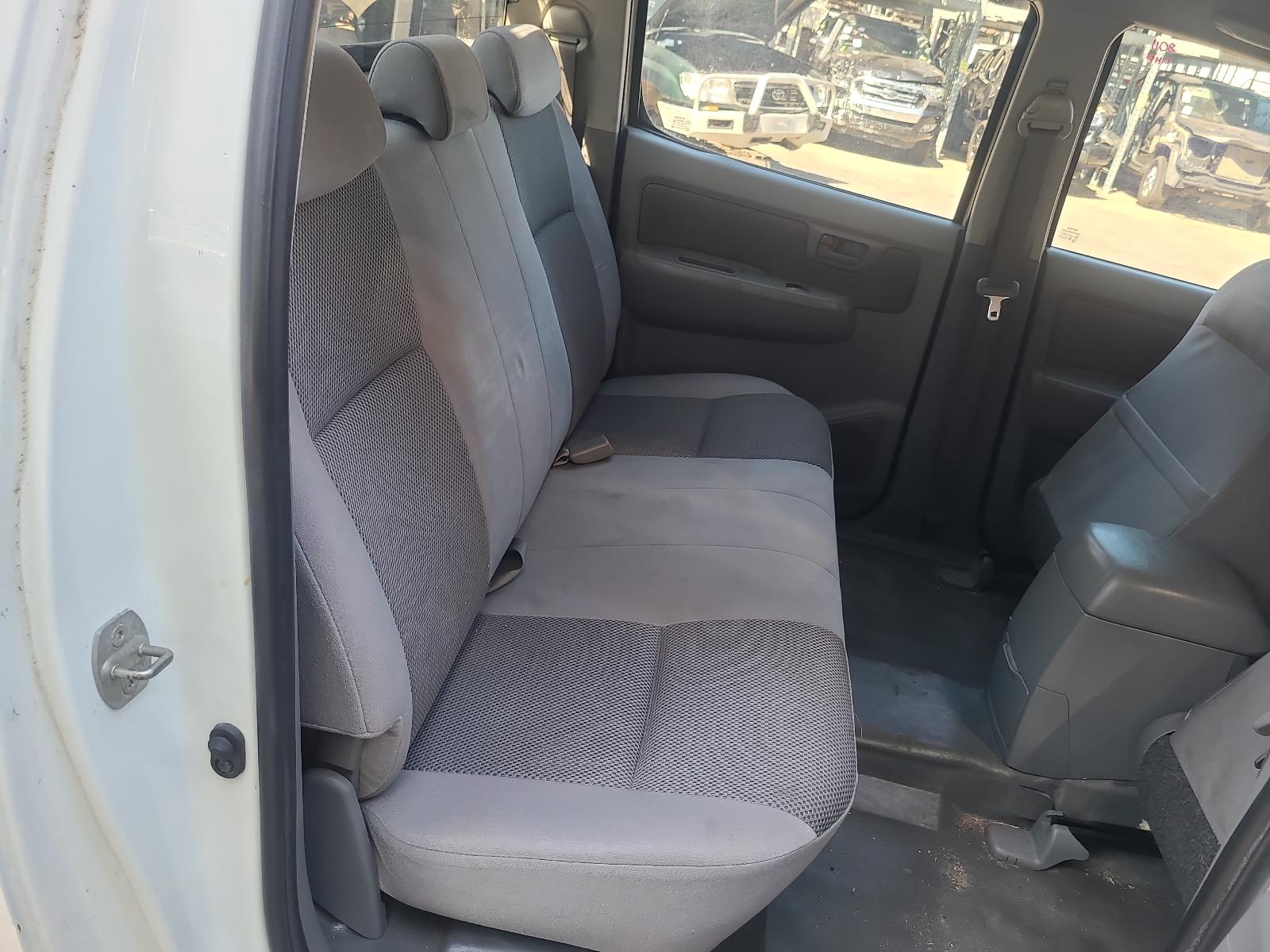 2011 Toyota Hilux Misc Switch/Relay View Auto part Misc Switch/Relay Toyota Hilux 2011