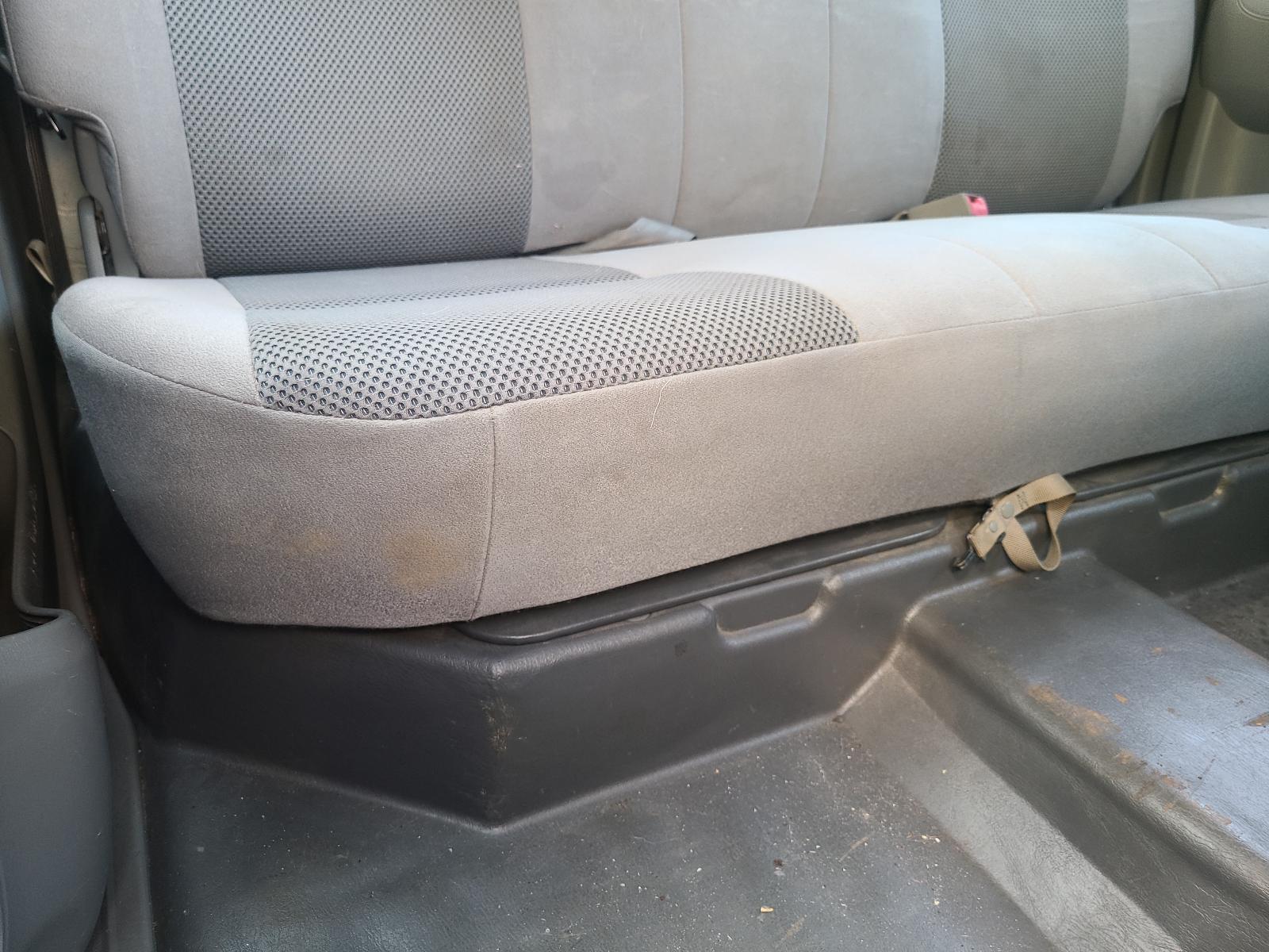 2011 Toyota Hilux Misc Switch/Relay View Auto part Misc Switch/Relay Toyota Hilux 2011