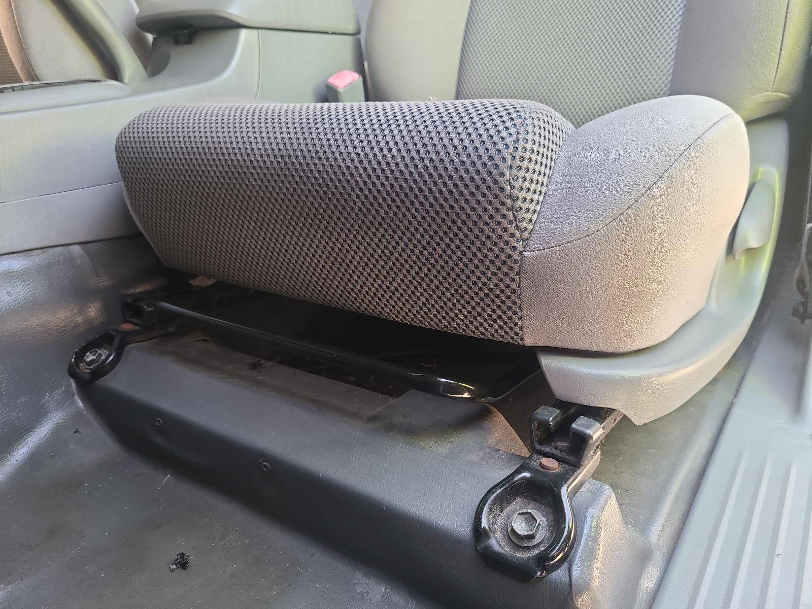 2011 Toyota Hilux Misc Switch/Relay View Auto part Misc Switch/Relay Toyota Hilux 2011