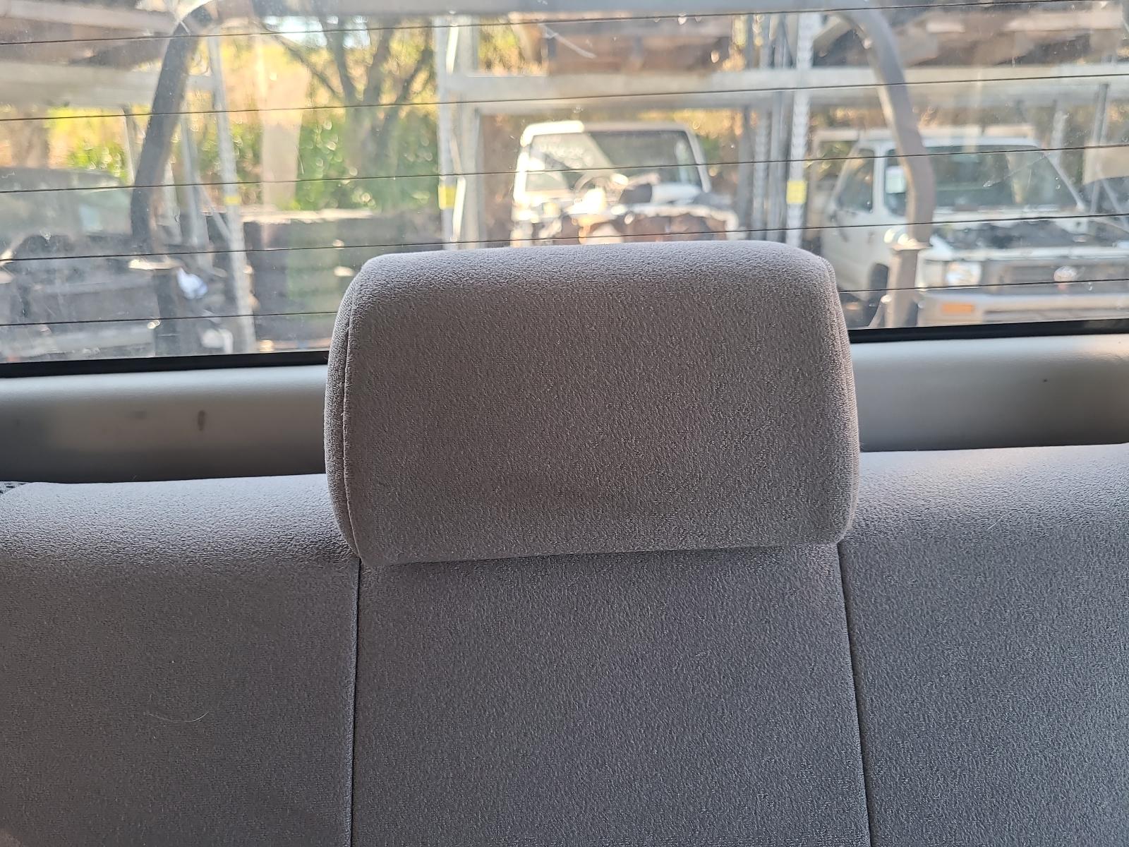 2011 Toyota Hilux Misc Switch/Relay View Auto part Misc Switch/Relay Toyota Hilux 2011