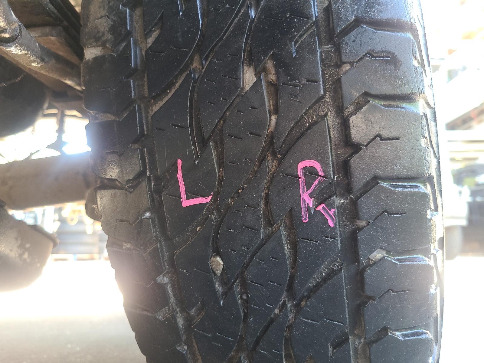 2011 Toyota Hilux Misc Switch/Relay View Auto part Misc Switch/Relay Toyota Hilux 2011