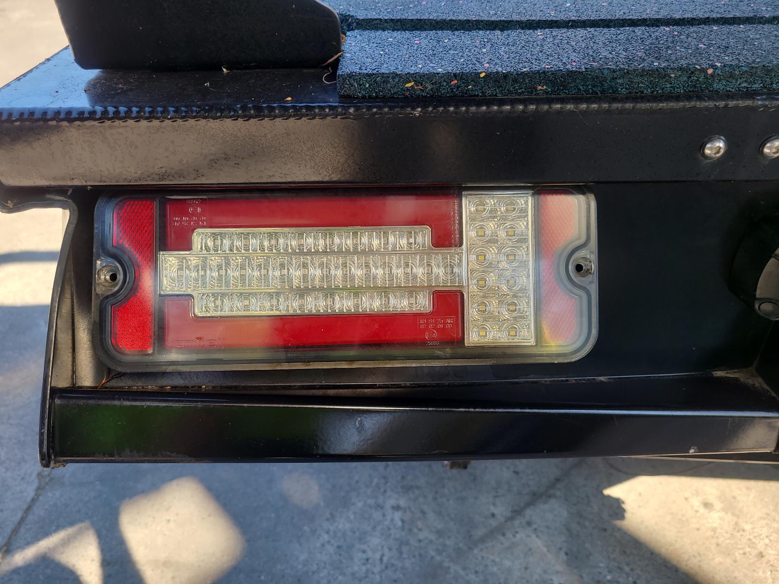 2011 Toyota Hilux Misc Switch/Relay View Auto part Misc Switch/Relay Toyota Hilux 2011