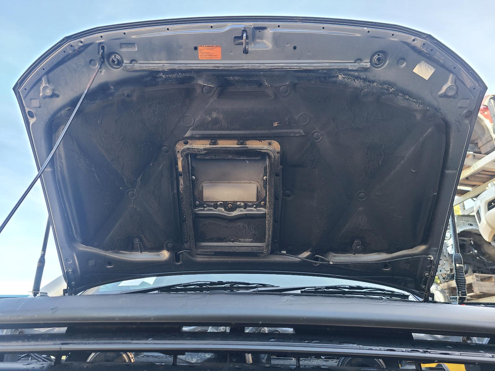 View Auto part Transfer Case Toyota Hilux 2008