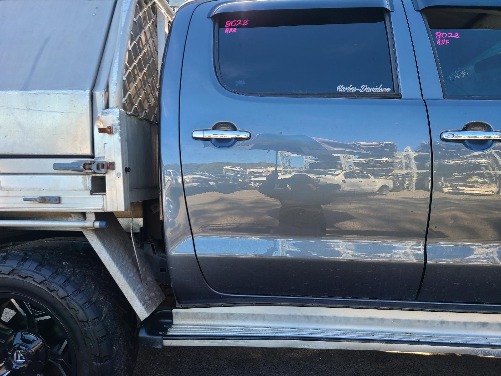 View Auto part Transfer Case Toyota Hilux 2008