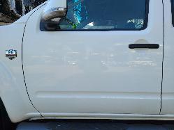 View Auto part Radiator Nissan Navara 2012
