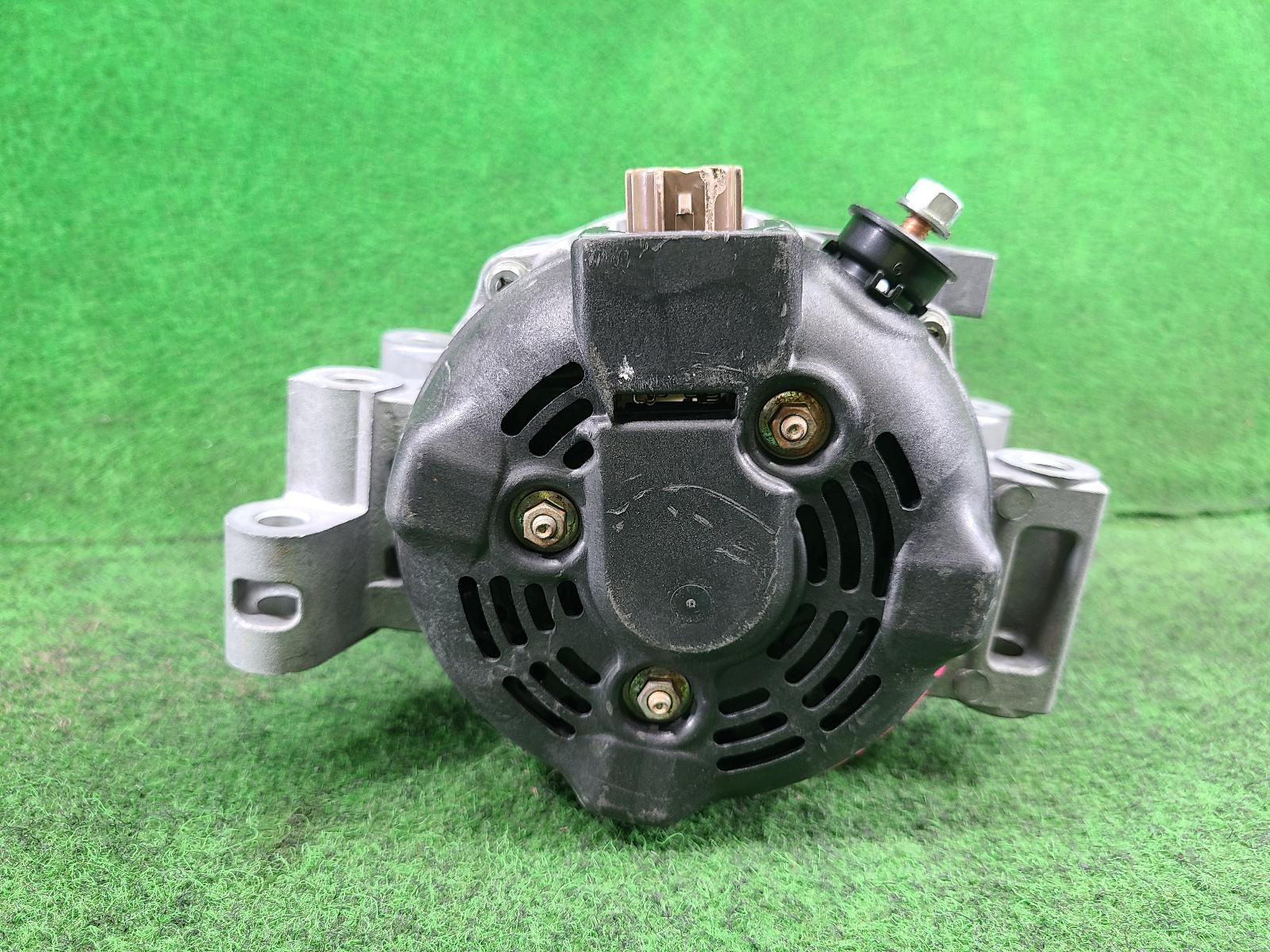 View Auto part Alternator Toyota Landcruiser 2008