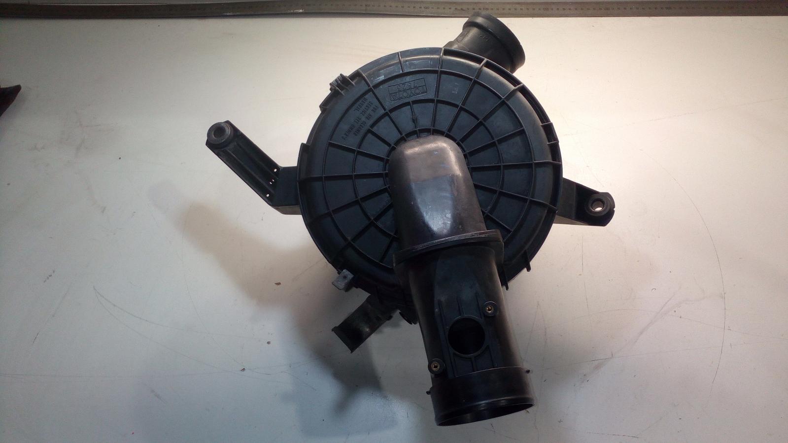 Air Cleaner/Box Hilux Toyota 2001