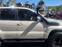 View Auto part Engine Toyota Hilux 2009