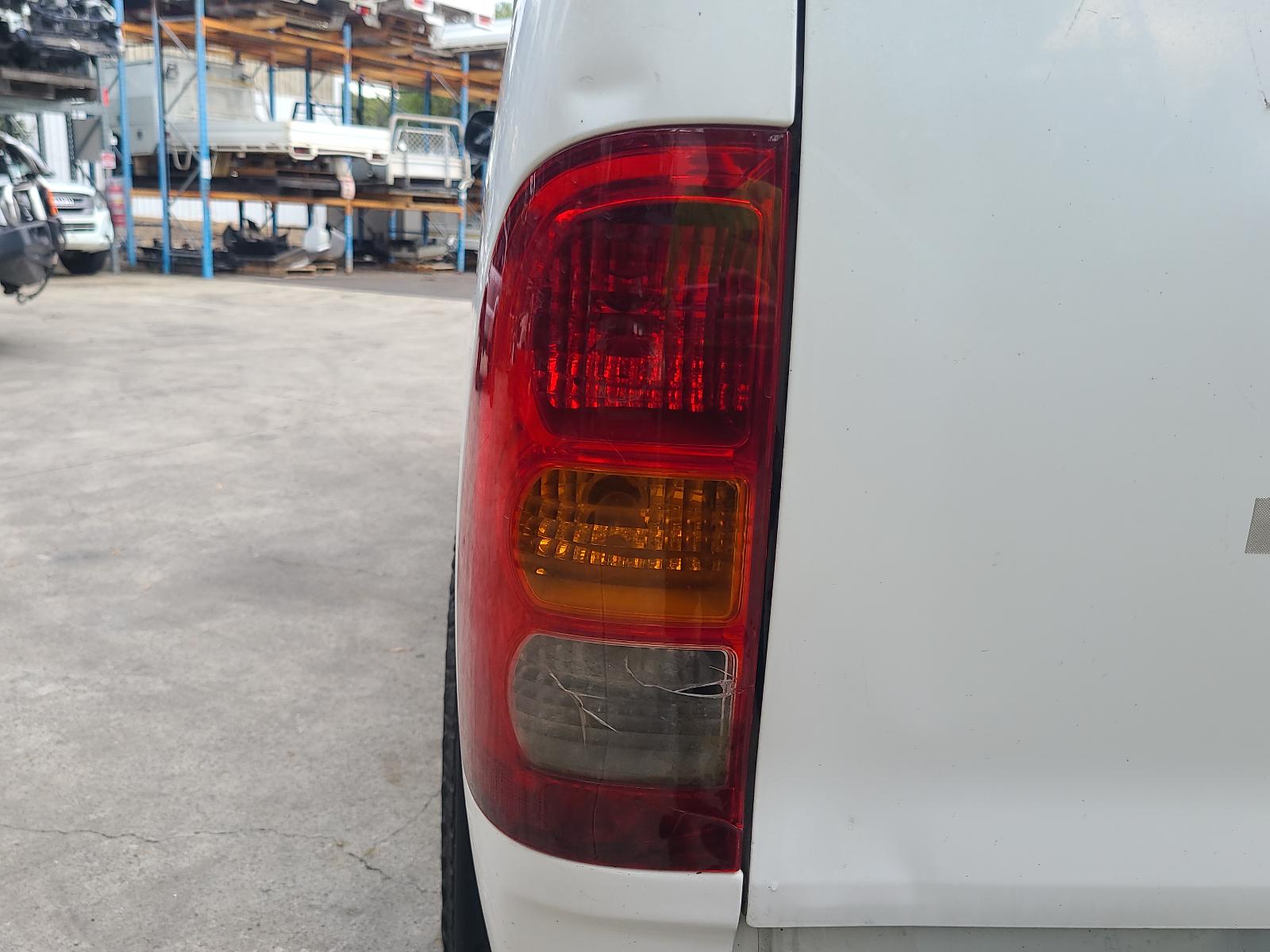 View Auto part Transfer Case Toyota Hilux 2006