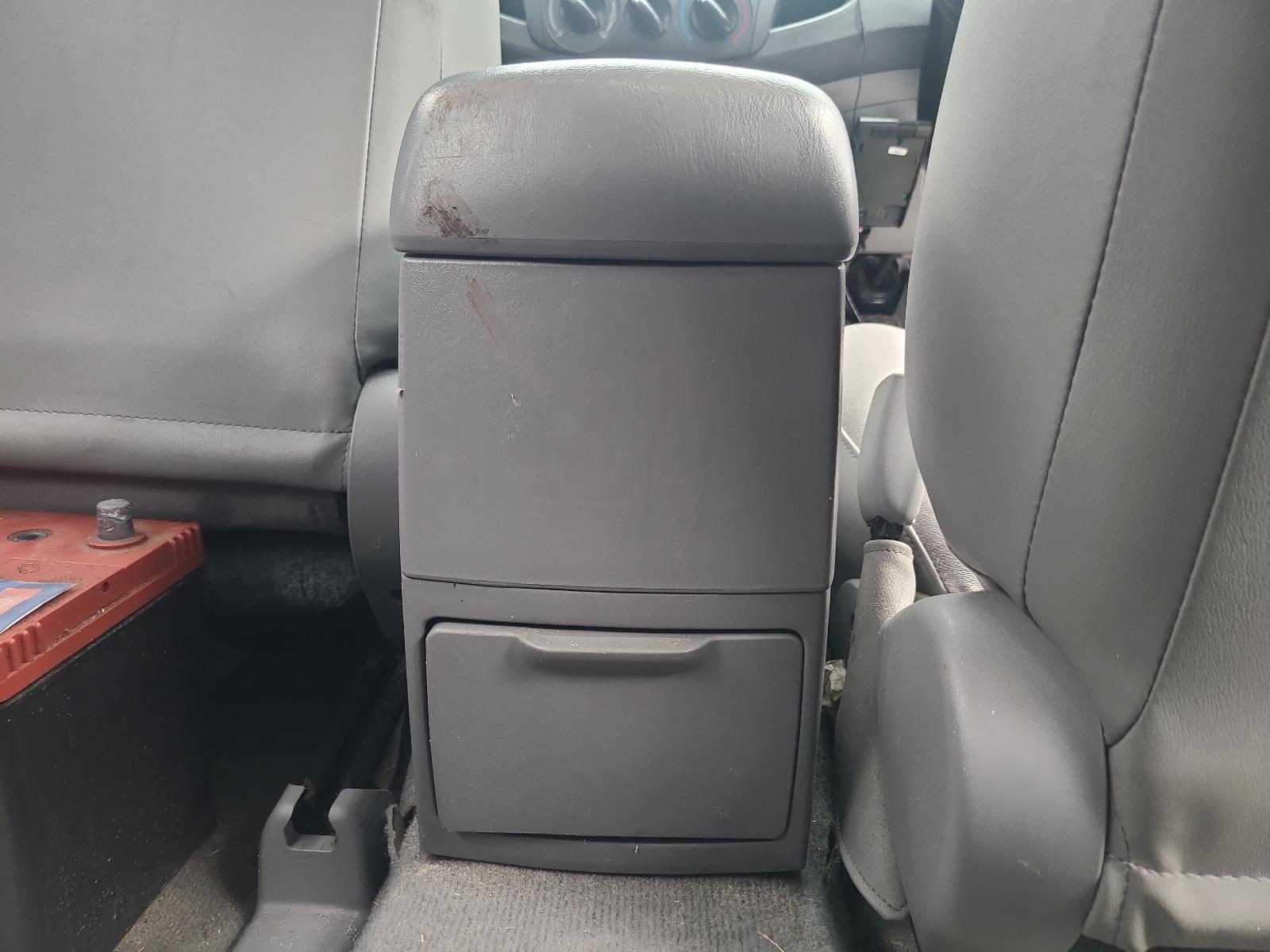 View Auto part Transfer Case Toyota Hilux 2006