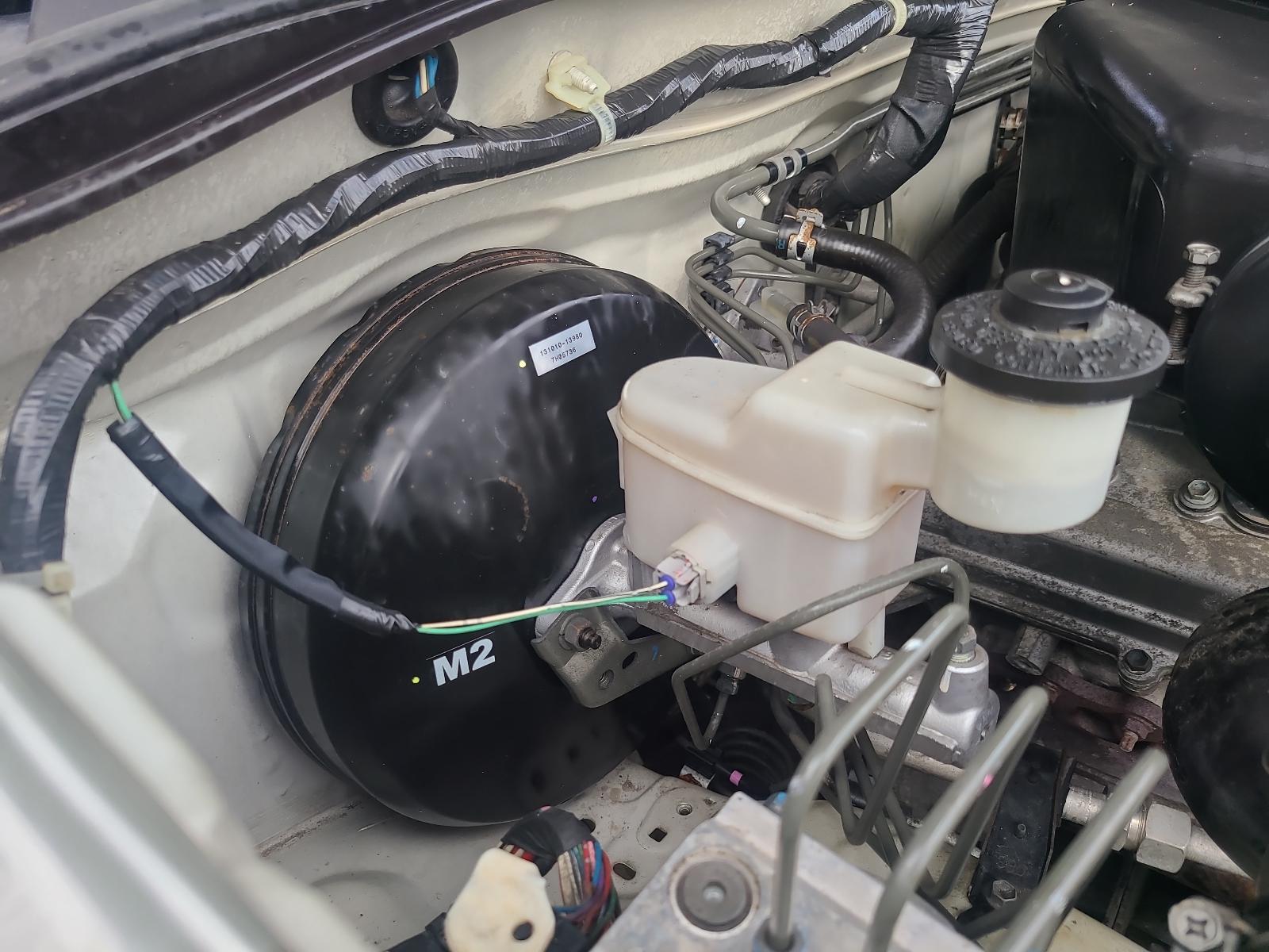 View Auto part Abs Sensor Toyota Hilux 2008