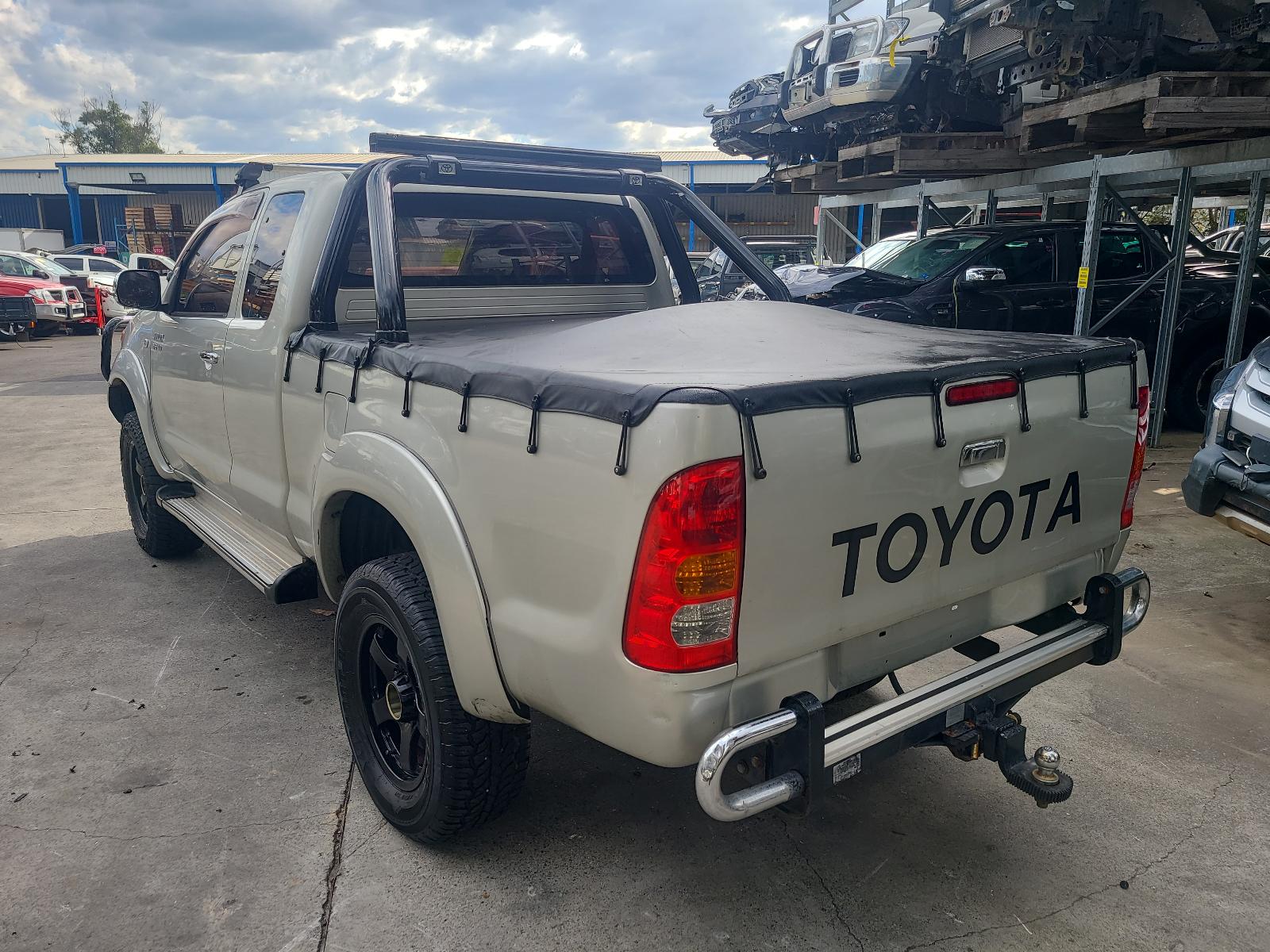 View Auto part Abs Sensor Toyota Hilux 2008