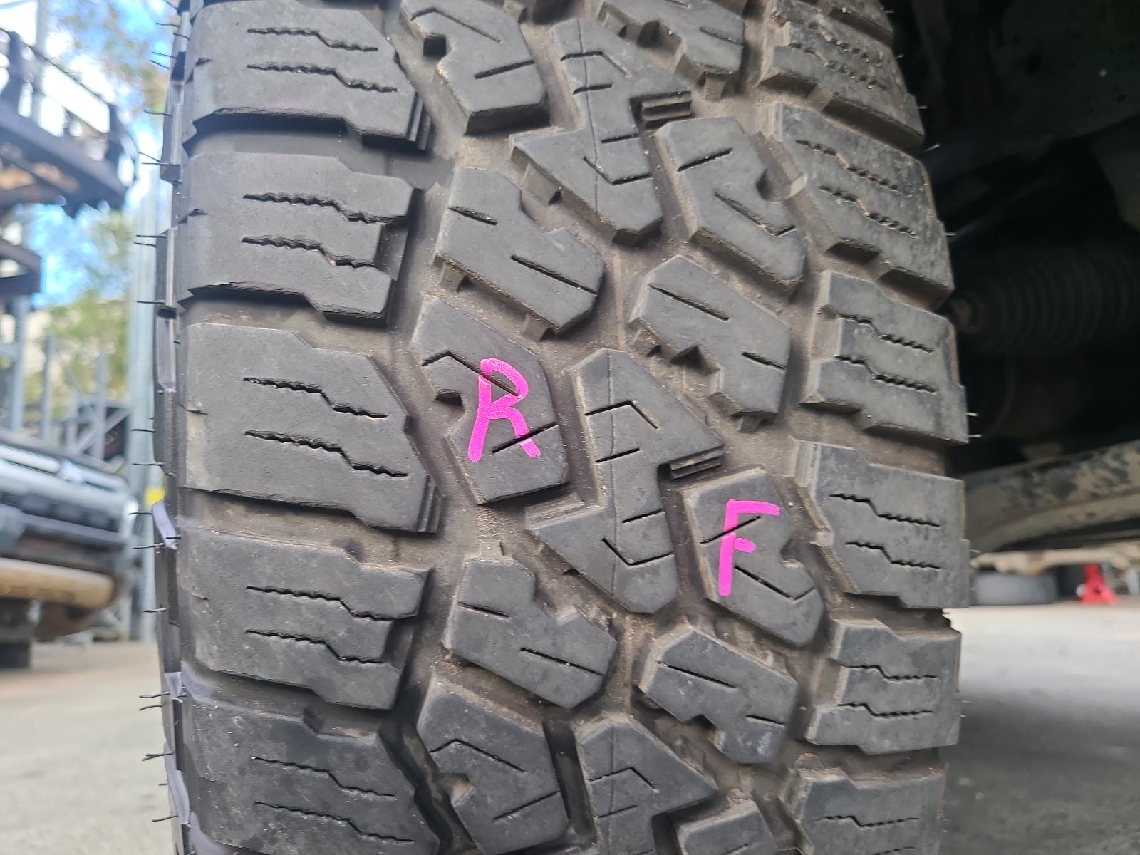 View Auto part Abs Sensor Toyota Hilux 2008