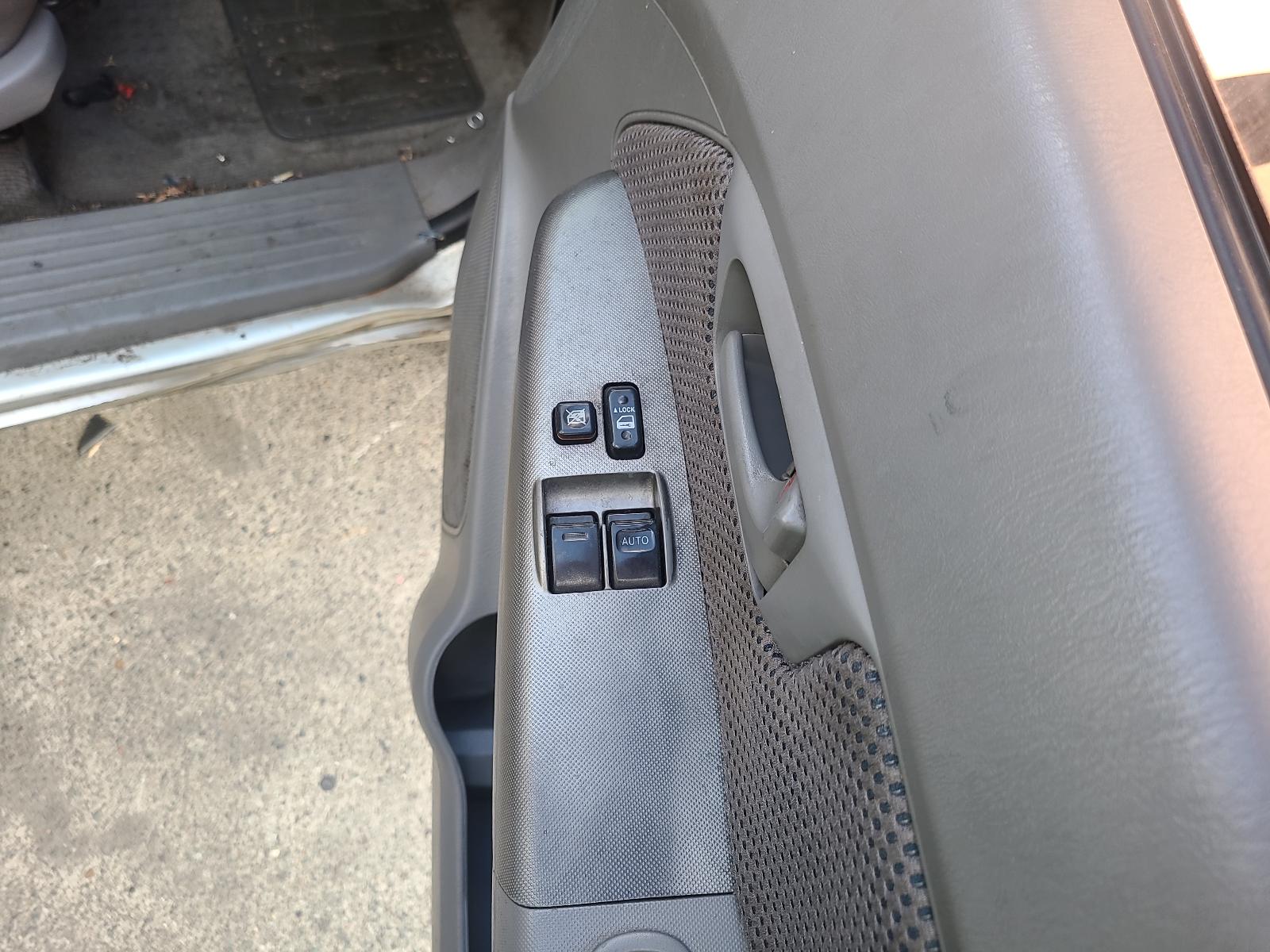 View Auto part Abs Sensor Toyota Hilux 2008
