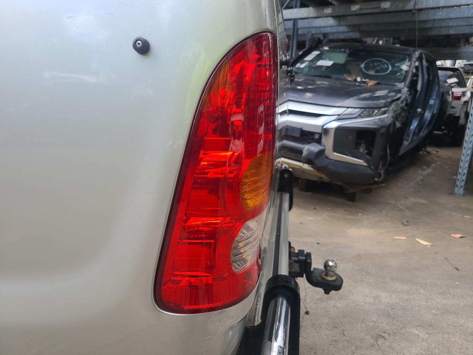 View Auto part Abs Sensor Toyota Hilux 2008