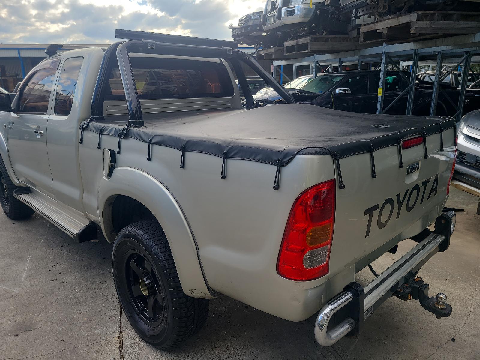 View Auto part Abs Sensor Toyota Hilux 2008