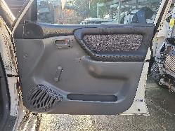 View Auto part Radio/Cd/Dvd/Sat/Tv Toyota Landcruiser 2000