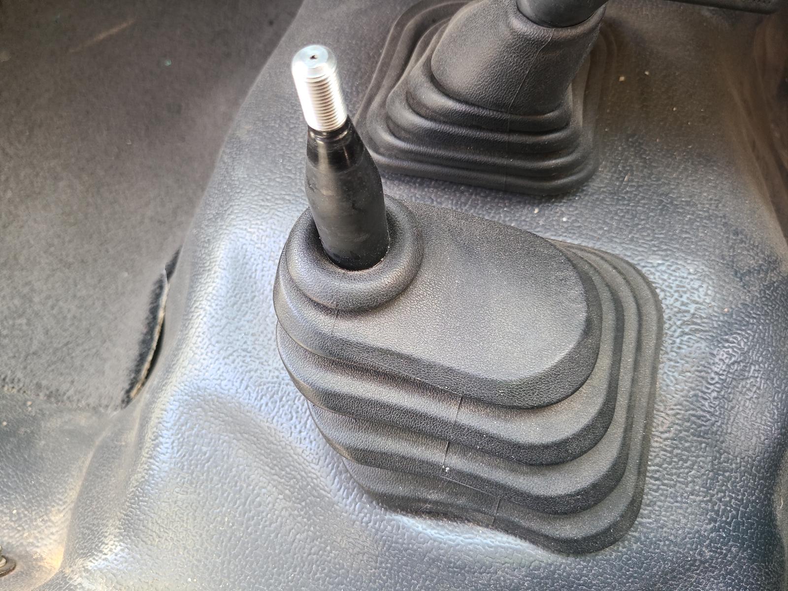 1991 Toyota Landcruiser Trans/Gearbox View Auto part Trans/Gearbox Toyota Landcruiser 1991