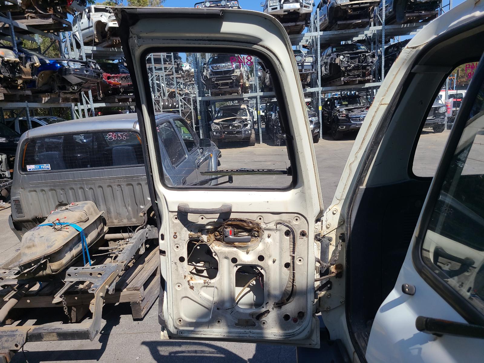 1991 Toyota Landcruiser Trans/Gearbox View Auto part Trans/Gearbox Toyota Landcruiser 1991