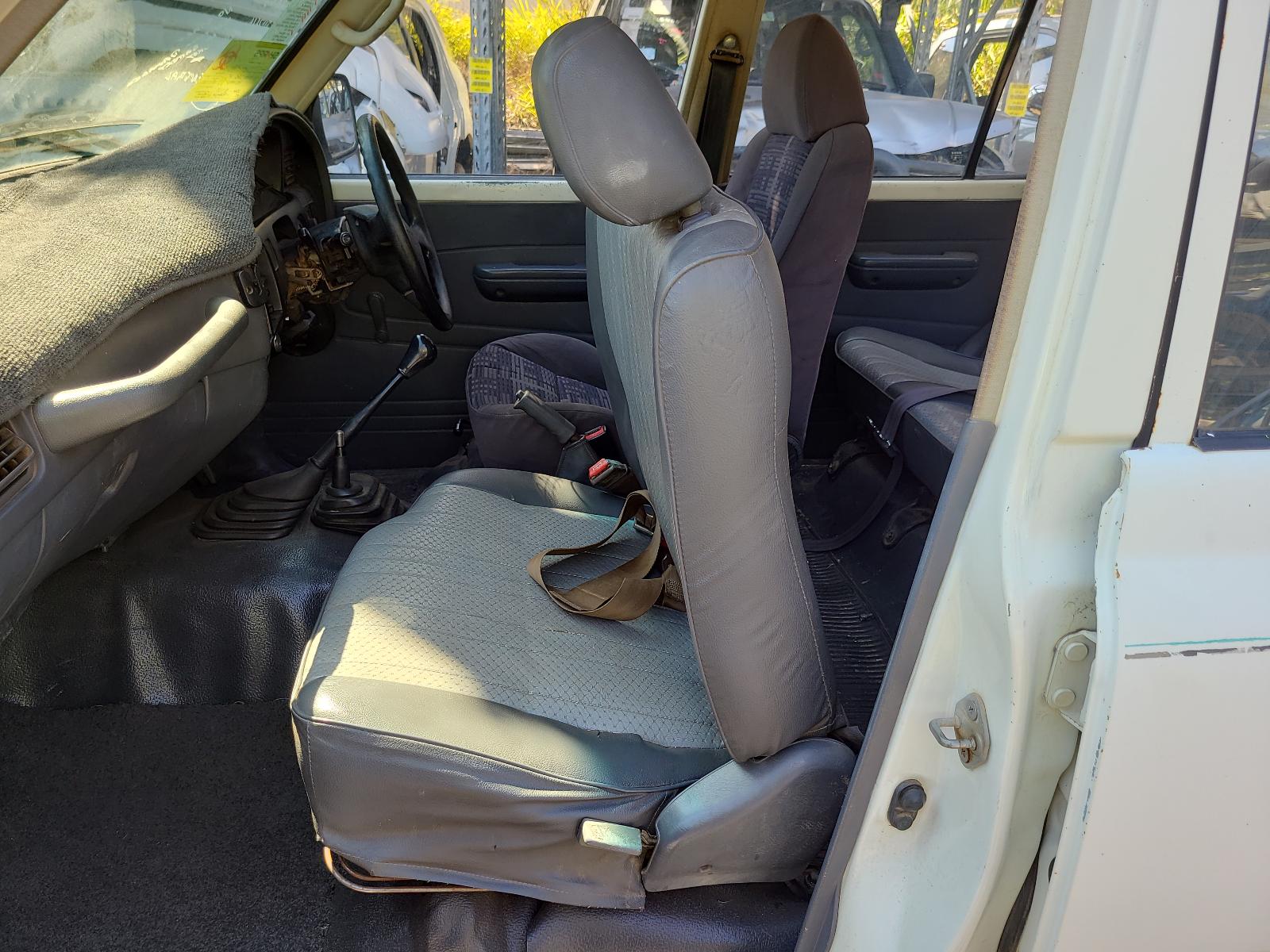 1991 Toyota Landcruiser Trans/Gearbox View Auto part Trans/Gearbox Toyota Landcruiser 1991
