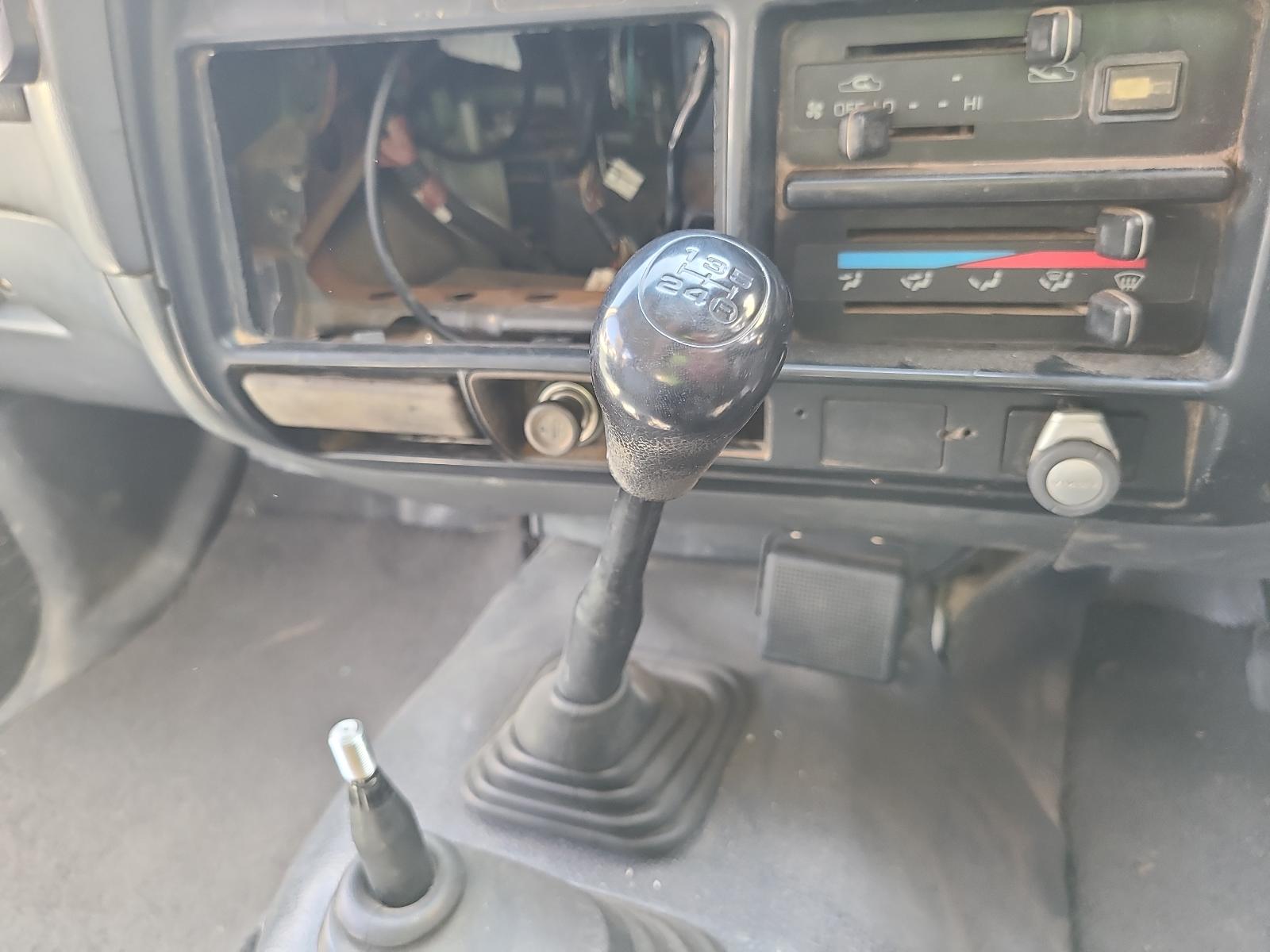 1991 Toyota Landcruiser Trans/Gearbox View Auto part Trans/Gearbox Toyota Landcruiser 1991