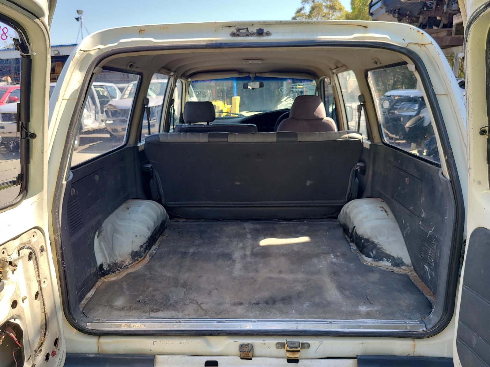1991 Toyota Landcruiser Trans/Gearbox View Auto part Trans/Gearbox Toyota Landcruiser 1991