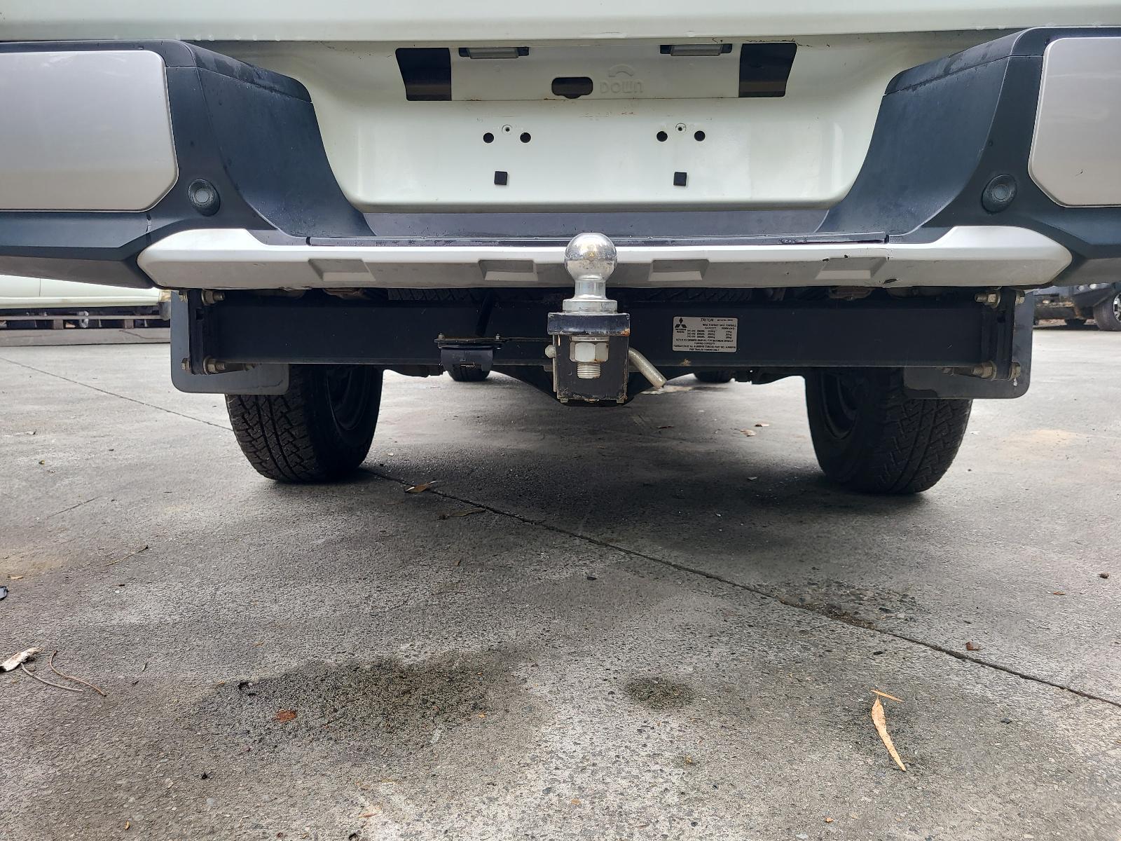 View Mitsubishi Triton 2019  