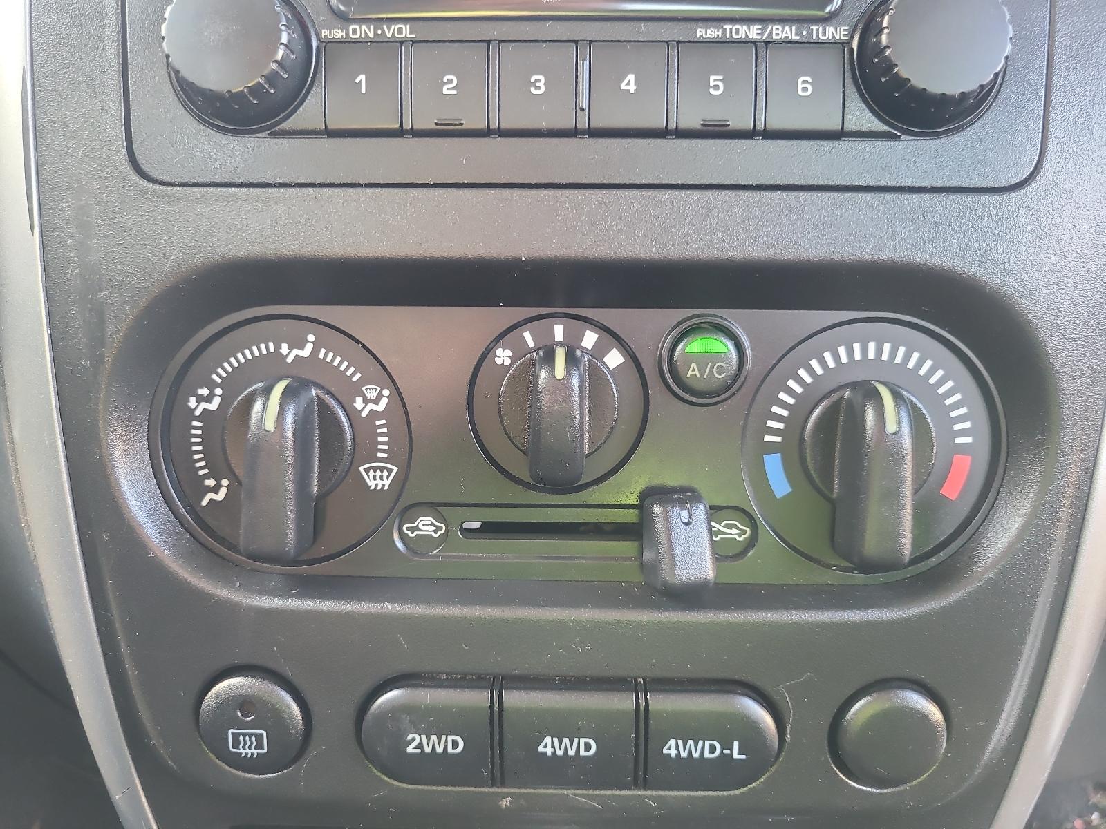View Auto part Seatbelt/Stalk Suzuki Jimny 2013