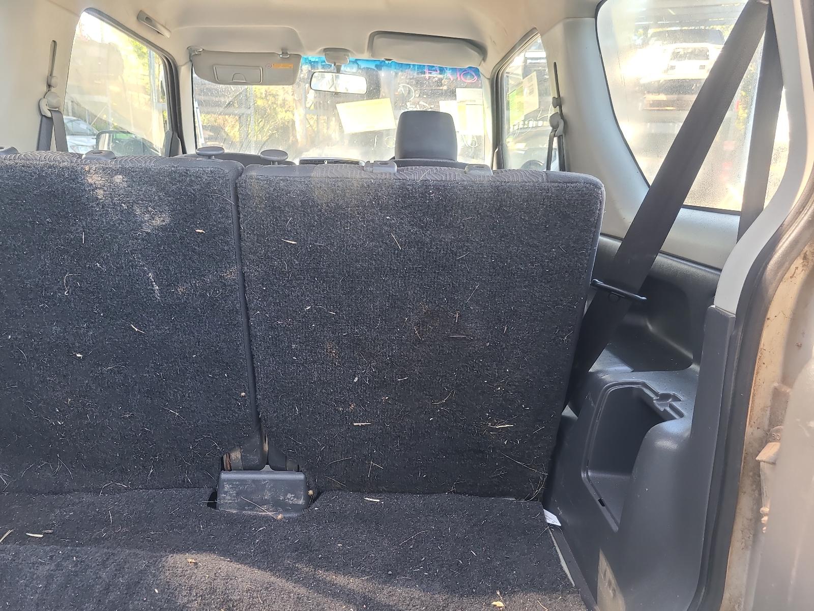 View Auto part Seatbelt/Stalk Suzuki Jimny 2013
