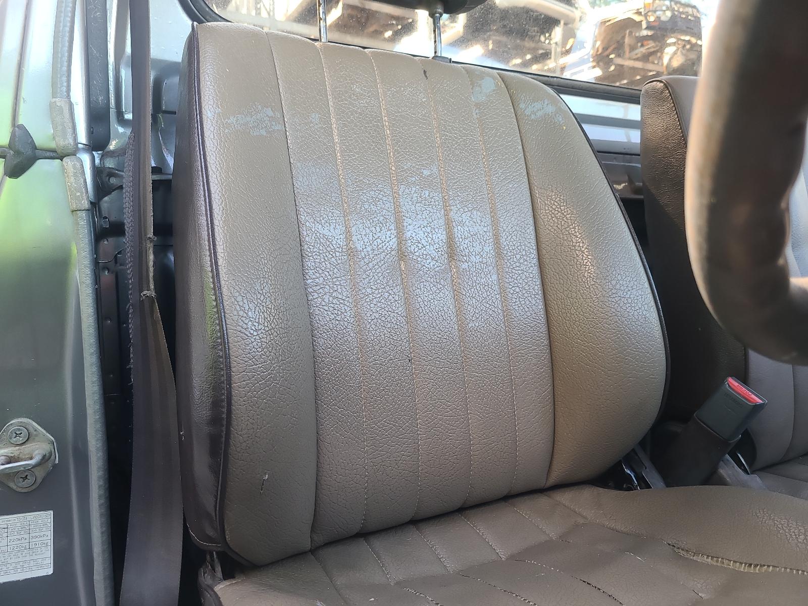 View Toyota Landcruiser 1992 2 Door Utility