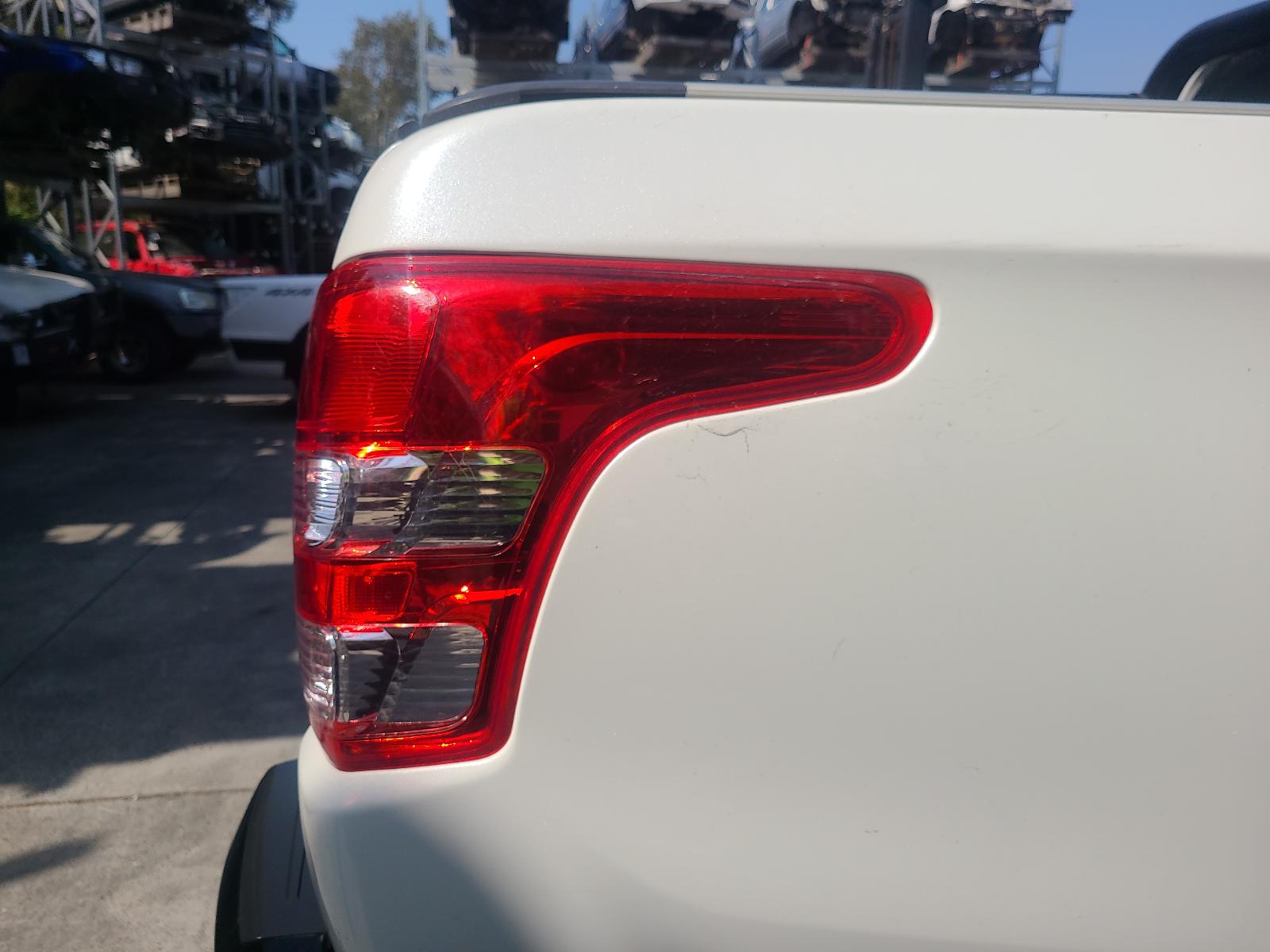 View Mitsubishi Triton 2018  