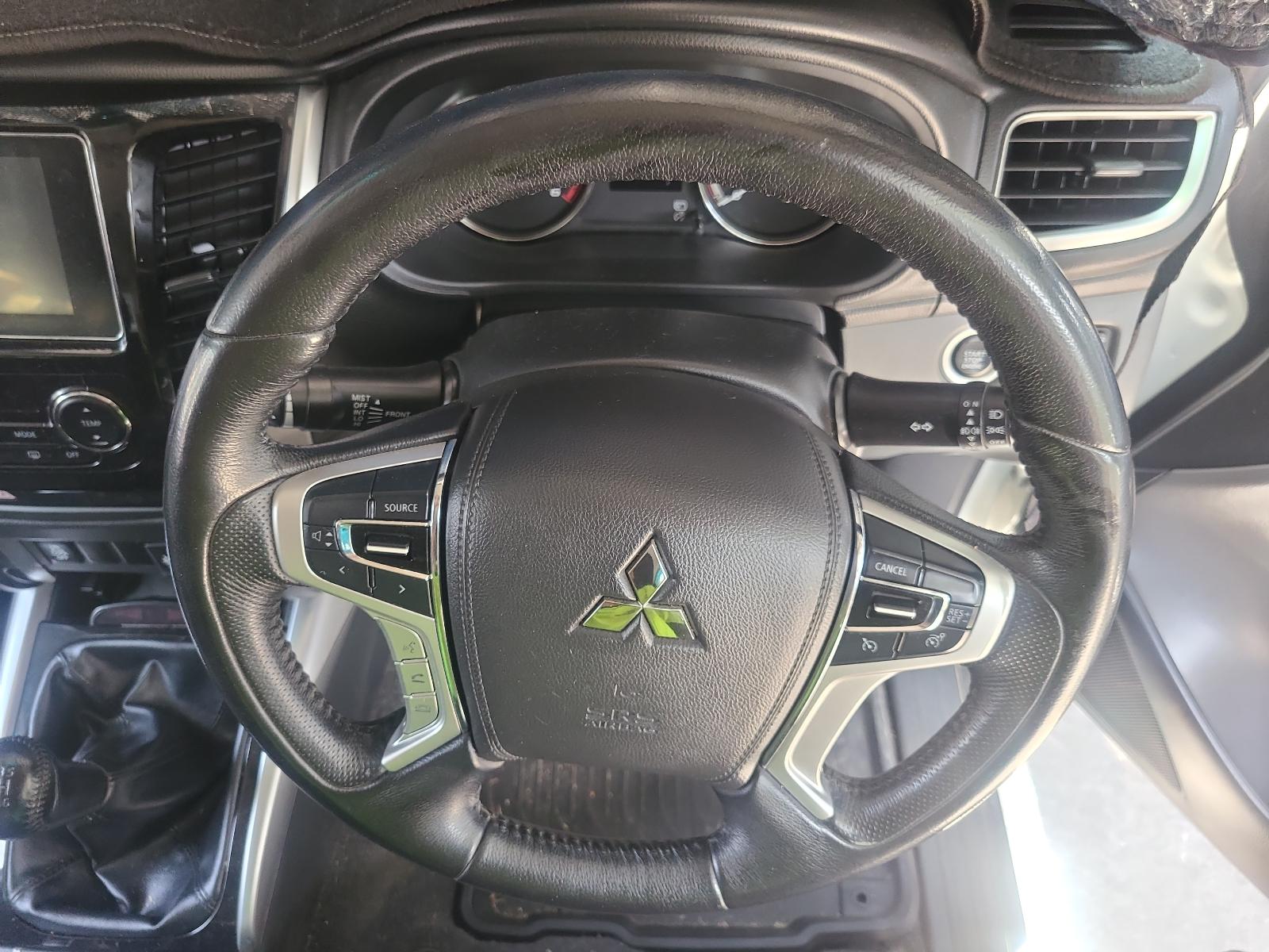 View Mitsubishi Triton 2018  