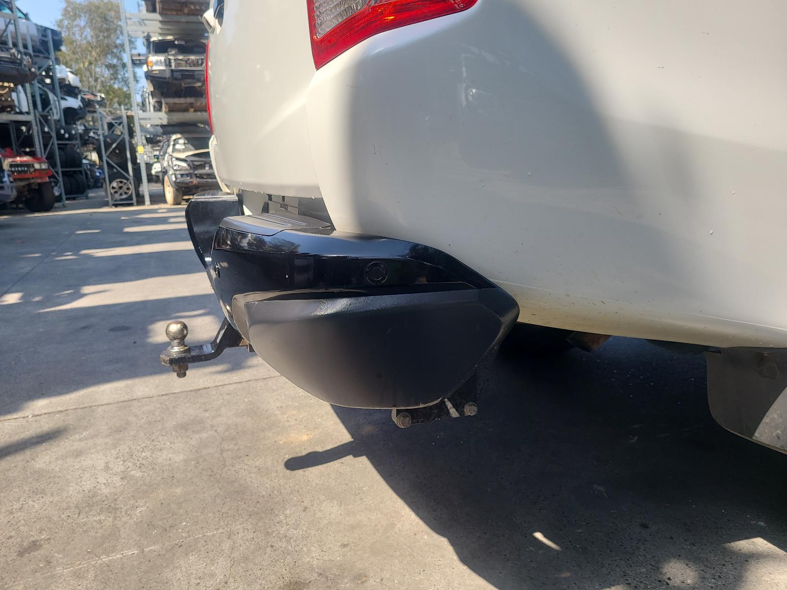 View Mitsubishi Triton 2018  
