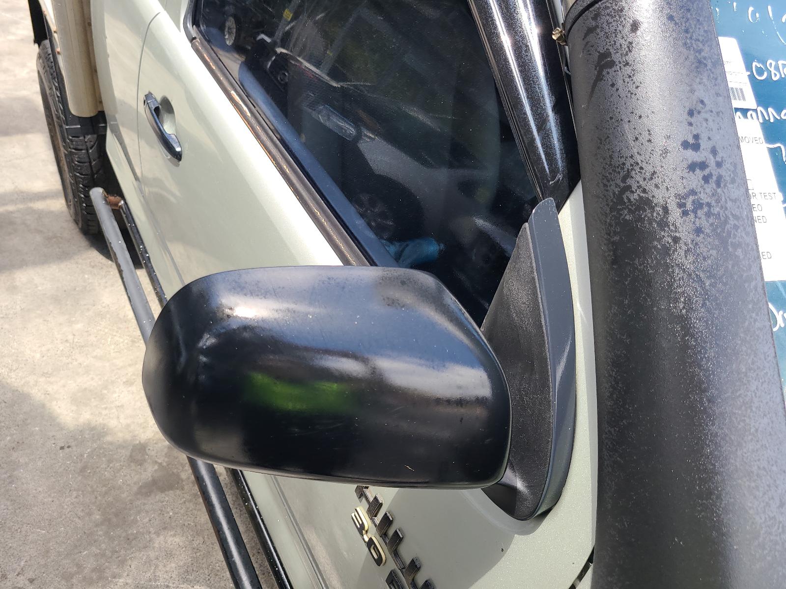 View Toyota Hilux 2008 2 Door Pickup