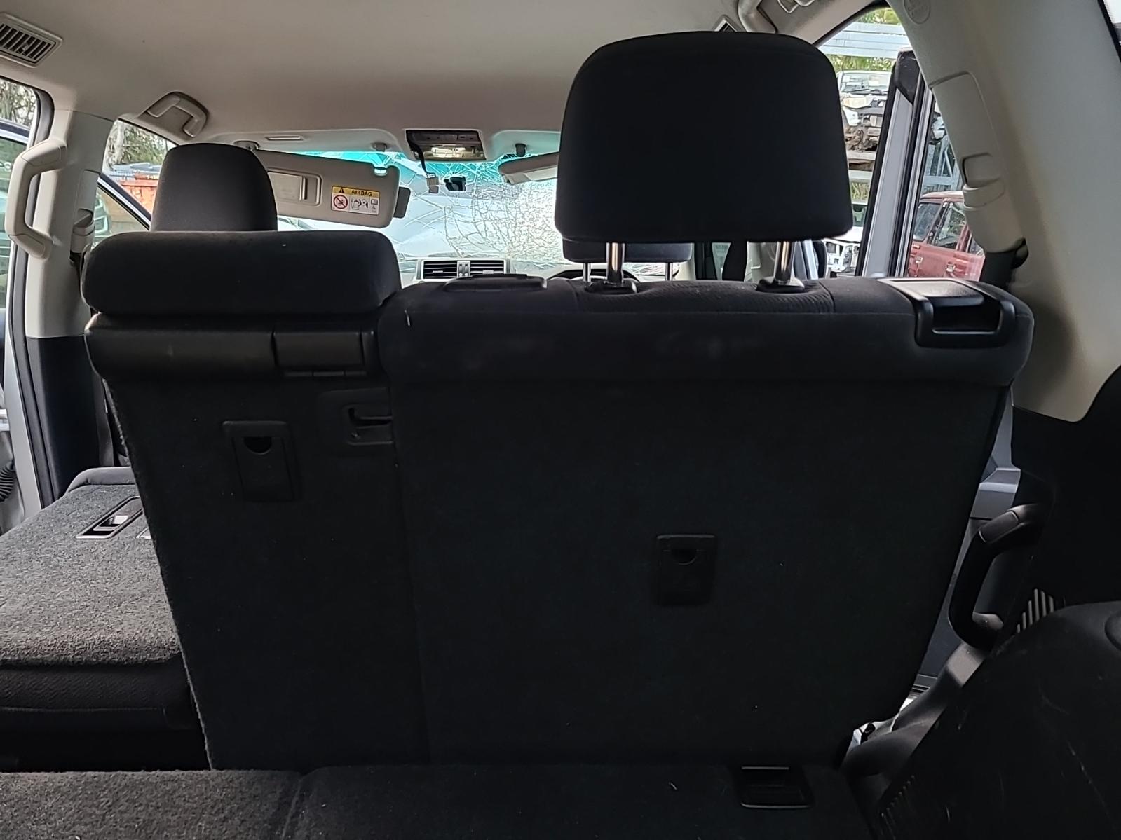 View Toyota Prado 2014  