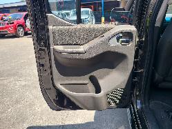 View Auto part Air Cleaner/Box Nissan Navara 2014