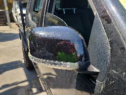 View Nissan Navara 2014 4 Door Utility