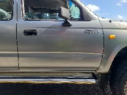 View Auto part Right Rear Door Sliding Toyota Hilux 2003