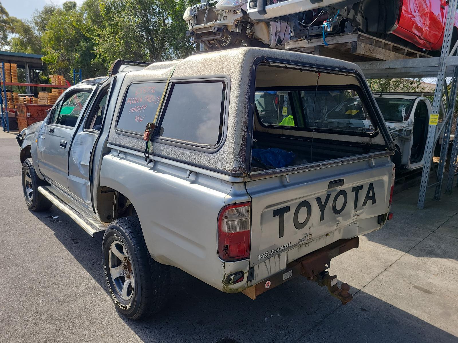 View Auto part Seatbelt/Stalk Toyota Hilux 2003