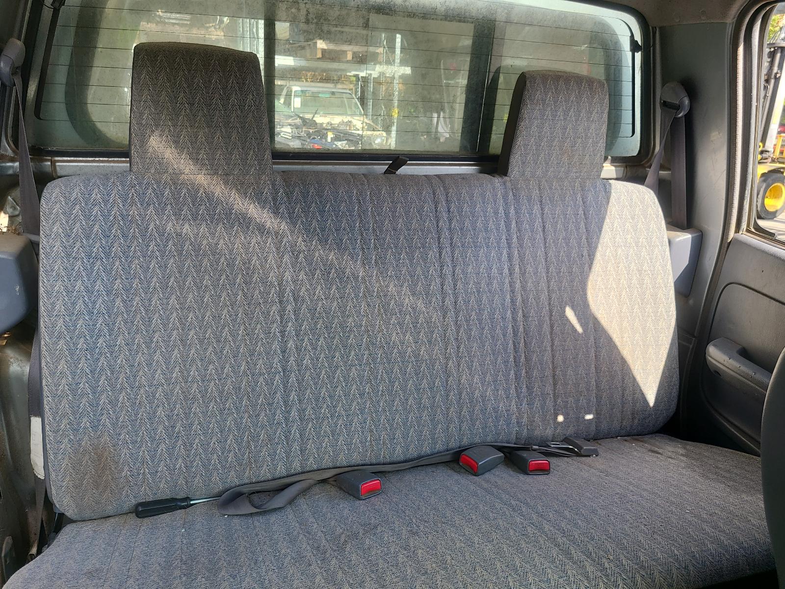 View Auto part Seatbelt/Stalk Toyota Hilux 2003