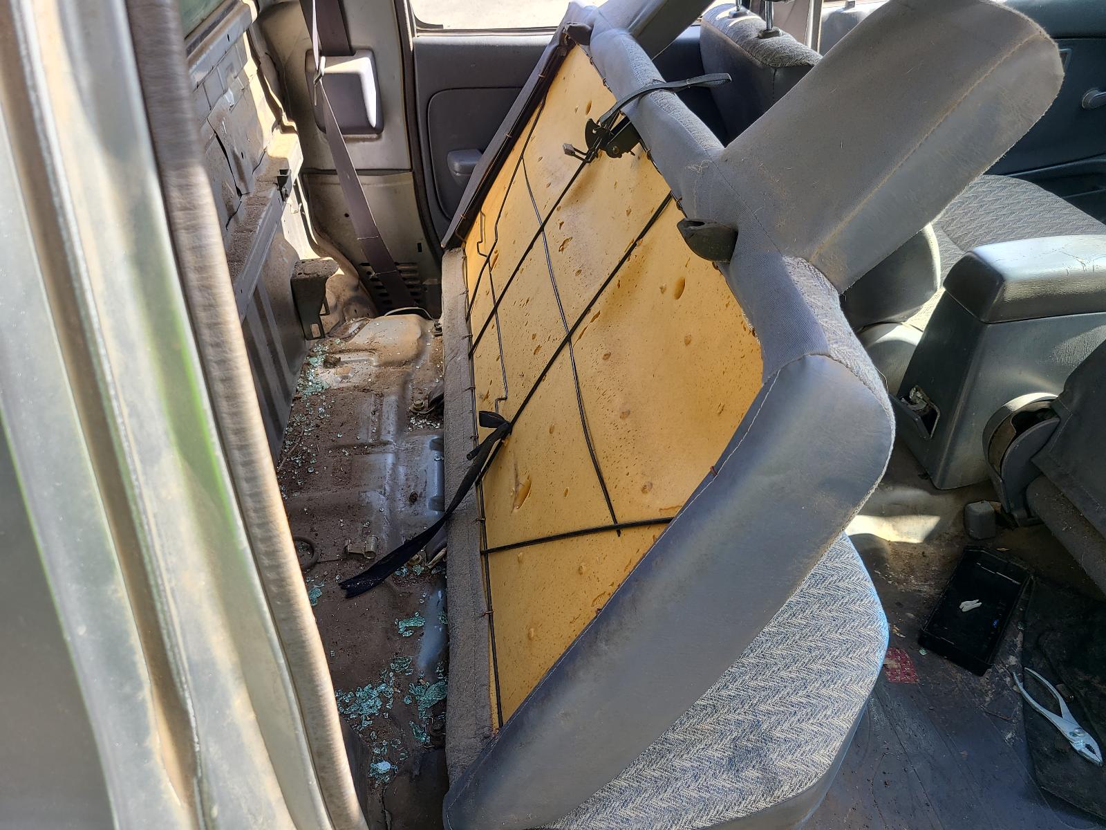 View Auto part Seatbelt/Stalk Toyota Hilux 2003