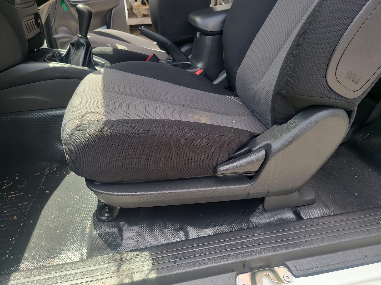 View Auto part Right Indicator/Fog/Side Mitsubishi Triton 2023