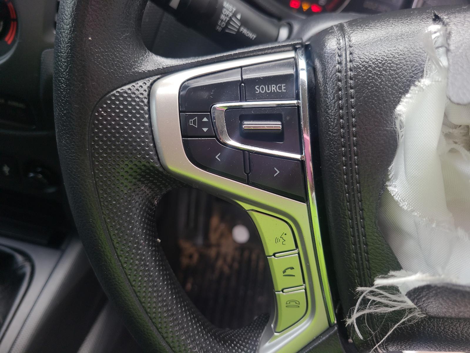 View Auto part Right Indicator/Fog/Side Mitsubishi Triton 2023