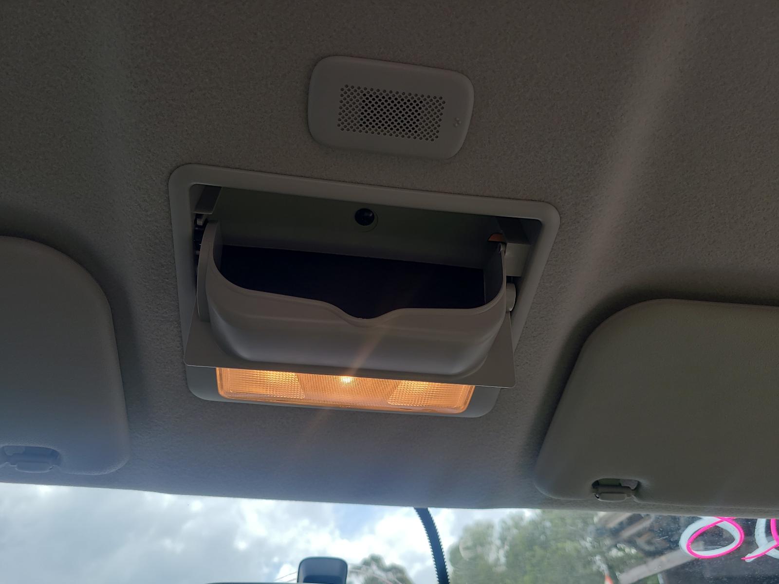 View Auto part Right Indicator/Fog/Side Mitsubishi Triton 2023