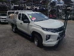 View Auto part Right Indicator/Fog/Side Mitsubishi Triton 2023