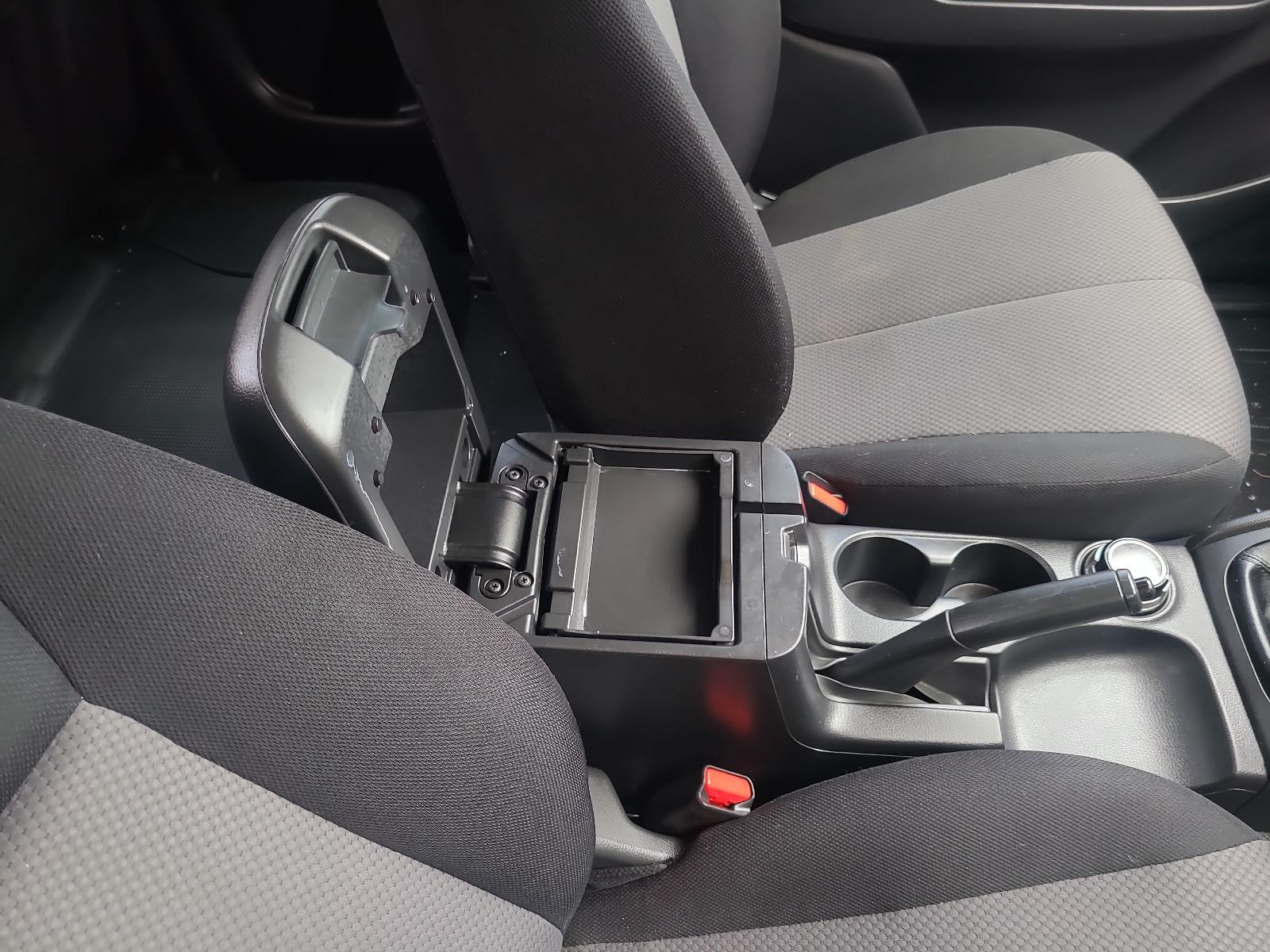 View Auto part Right Indicator/Fog/Side Mitsubishi Triton 2023