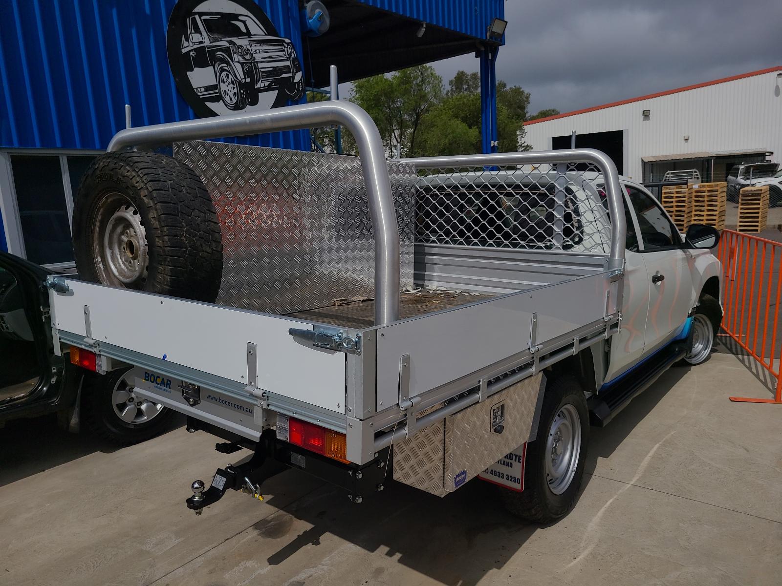 View Auto part Right Indicator/Fog/Side Mitsubishi Triton 2023