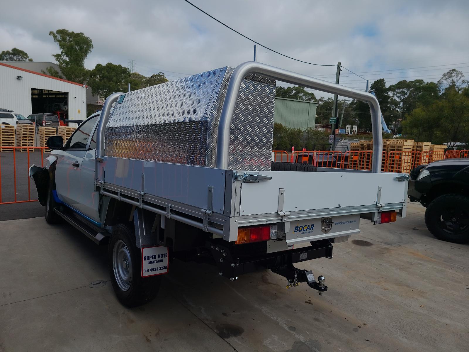 View Auto part Right Indicator/Fog/Side Mitsubishi Triton 2023